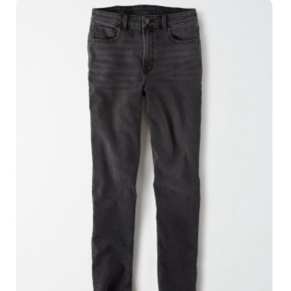 American Eagle Black High-Waisted Stretch Mom Jean, Size 6L
